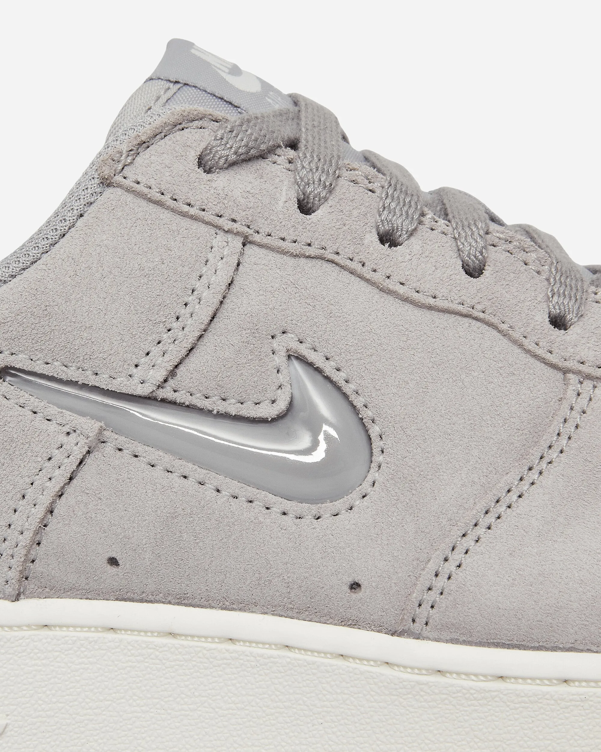 Air Force 1 Low Retro Sneakers Grey