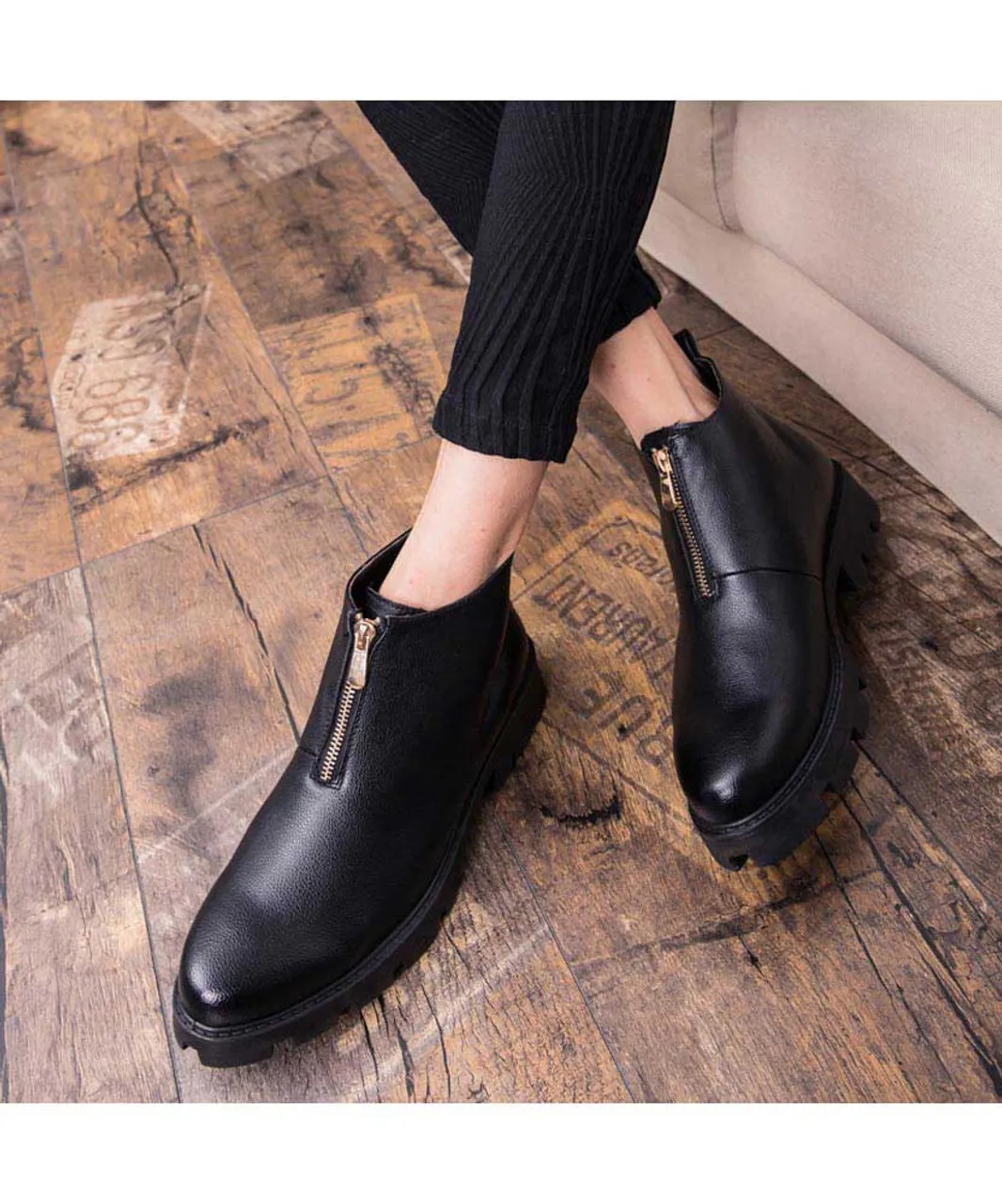 Black plain slip on dress shoe boot with zip on vamp