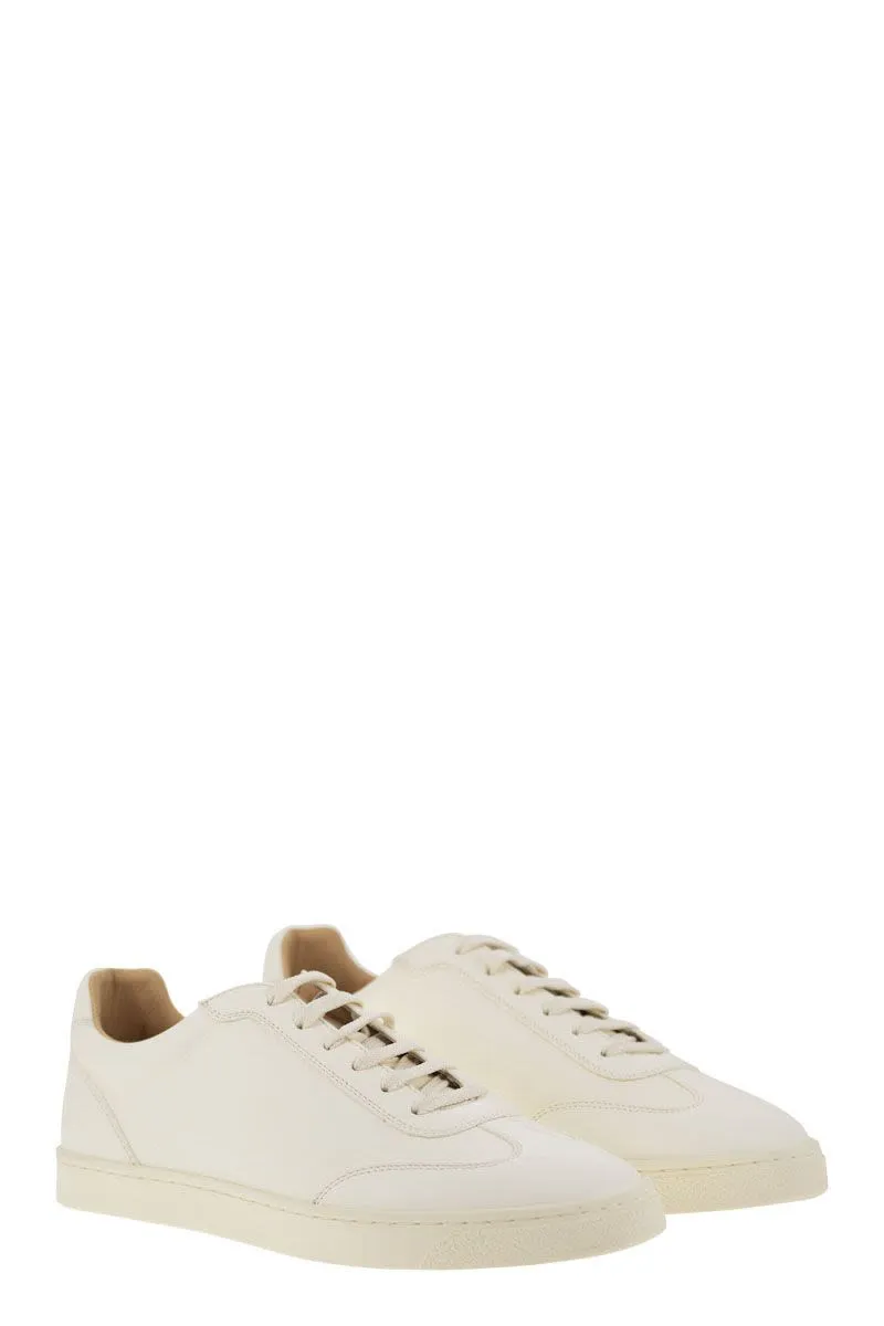 BRUNELLO CUCINELLI Luxurious Men's White Sneakers with Hammered Leather and Laminated Accents