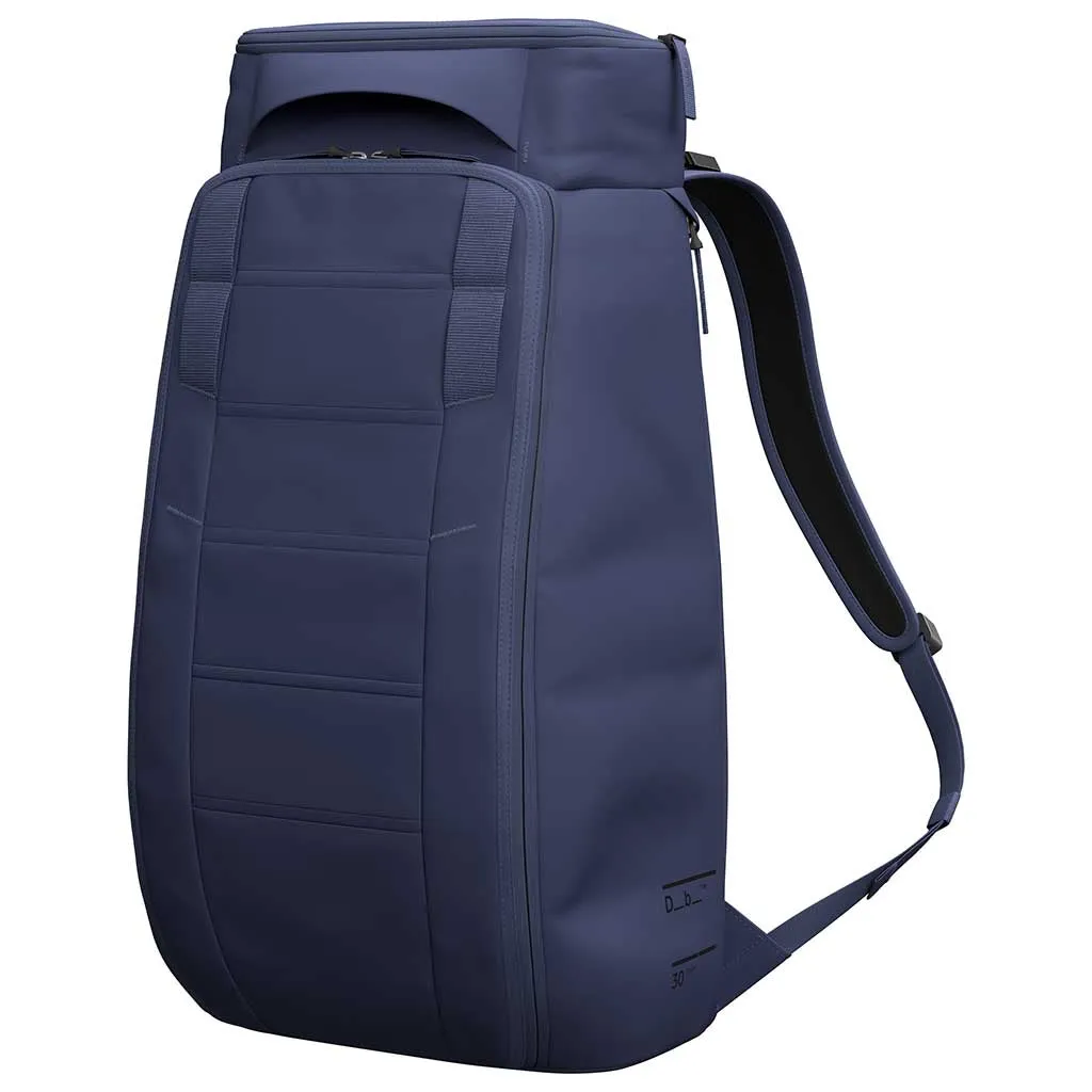 Hugger Backpack 30