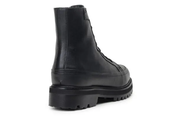 Ingmar Boot in Black from Green Laces