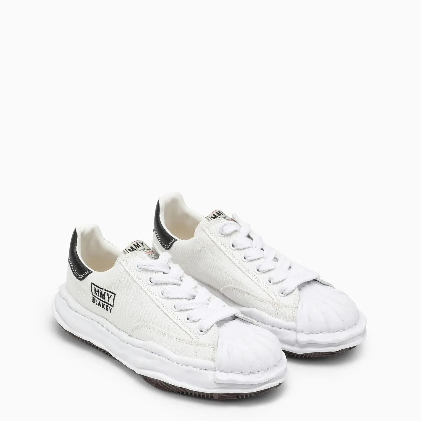 Maison Mihara Yasuhiro    Maison Mihara Yasuhiro White Canvas Blakey Low Top Sneakers