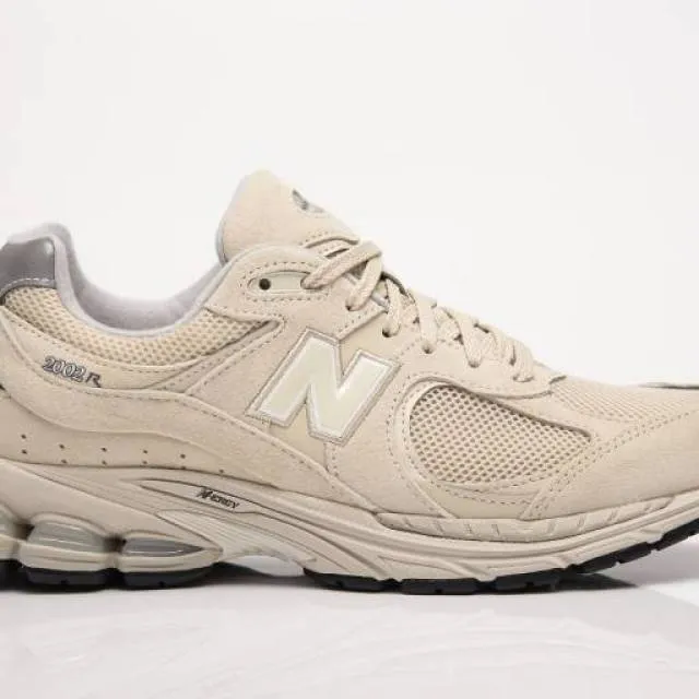 New balance 2002r aluminum