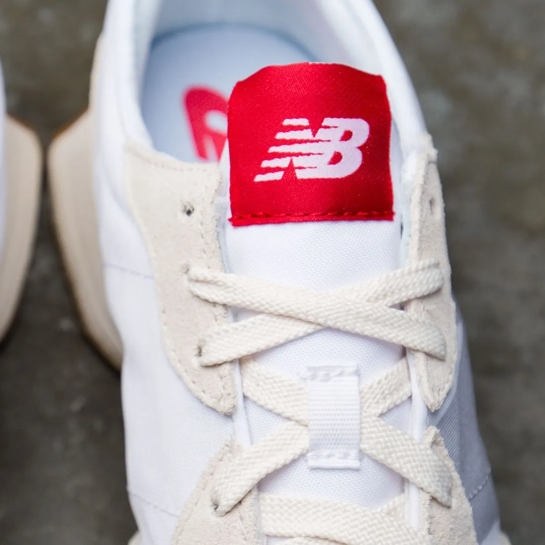 New Balance Men 327 MS327STB (white / turtledove / munsell white)