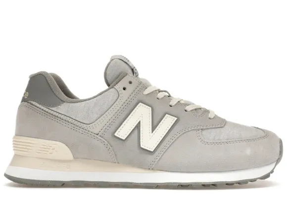 New Balance Unisex 574 in Grey/Beige Suede/Mesh