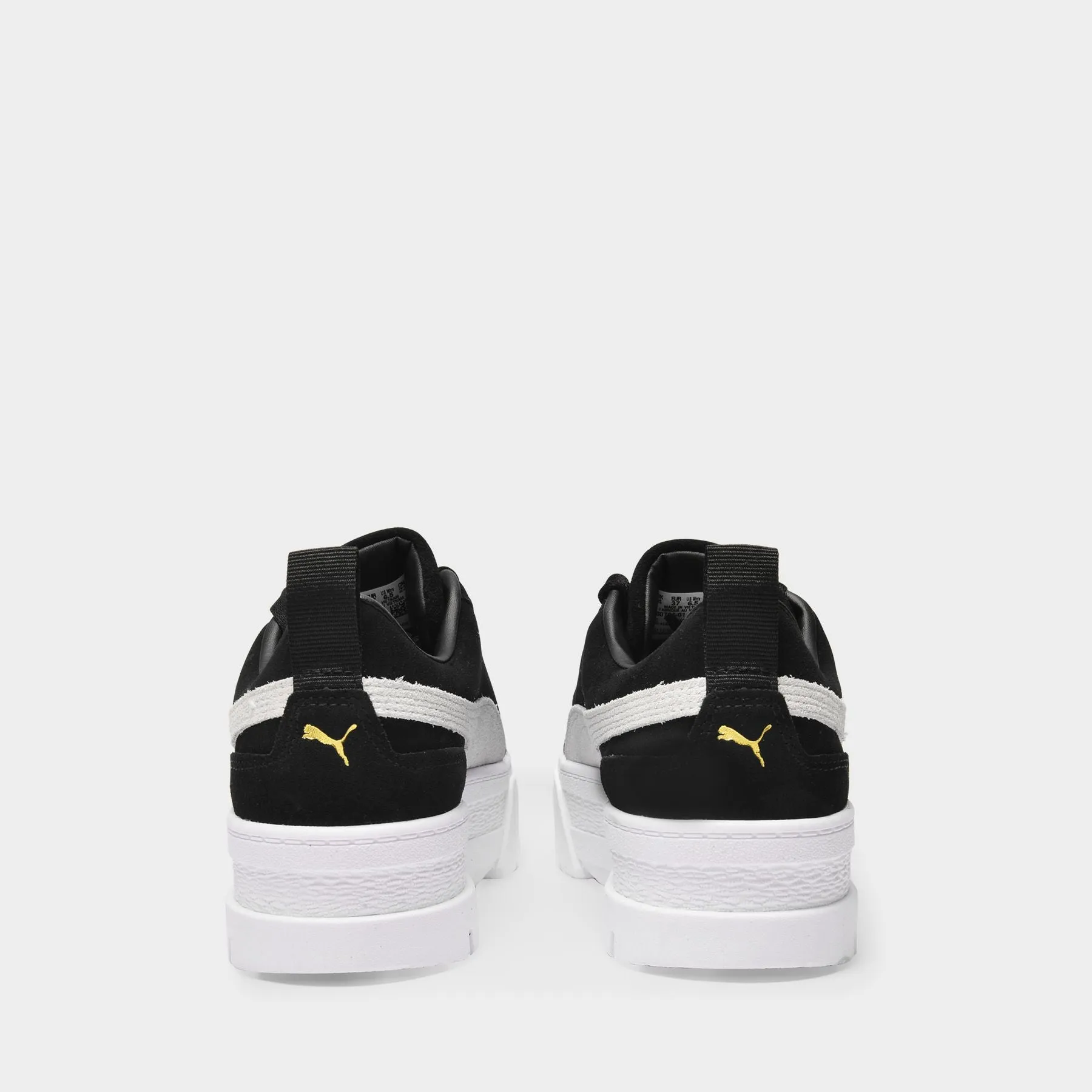 Puma  Mayze Sneakers in Black Suede Leather