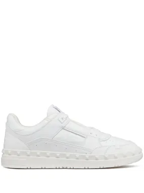 VALENTINO GARAVANI Men's White Leather Panelled Sneakers with Signature Rockstud Detailing