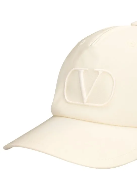 Valentino Garavani   Vlogo Signature baseball hat 